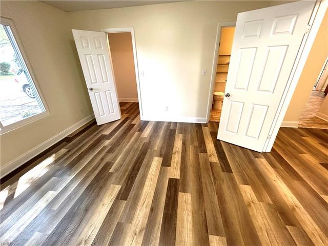3320 Barberry LN, Virginia Beach, VA 23453