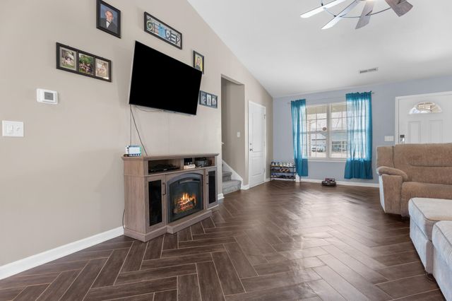 271 Walcott Dr, Lyman, SC 29365