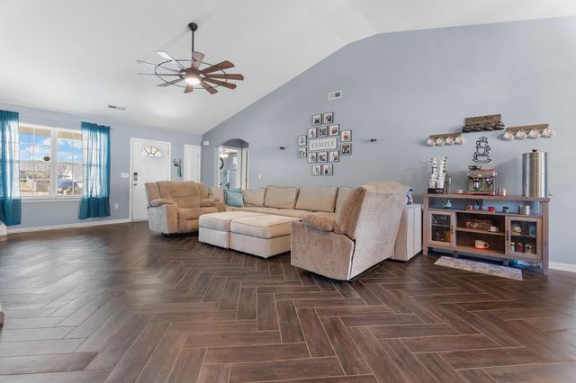 271 Walcott Dr, Lyman, SC 29365