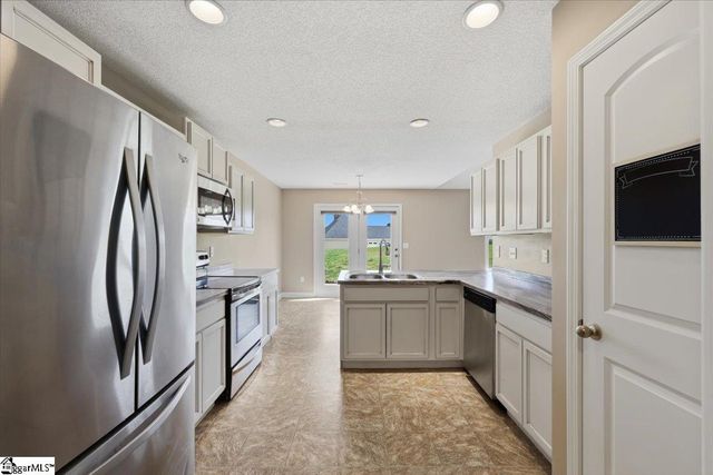 301 W Gap Creek Road, Greer, SC 29651