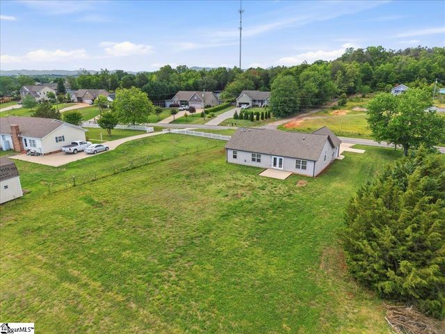301 W Gap Creek Road, Greer, SC 29651