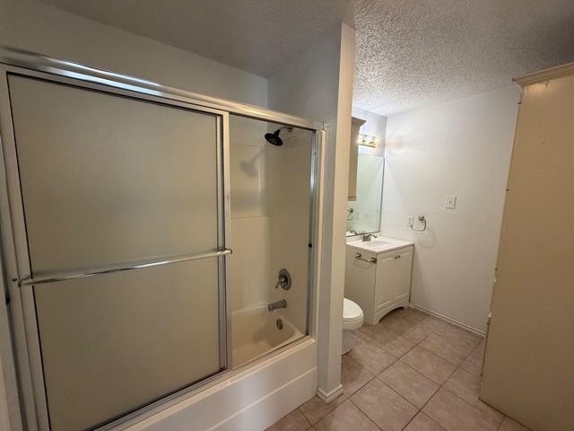 2441 E 30th Street, Lubbock, TX 79404