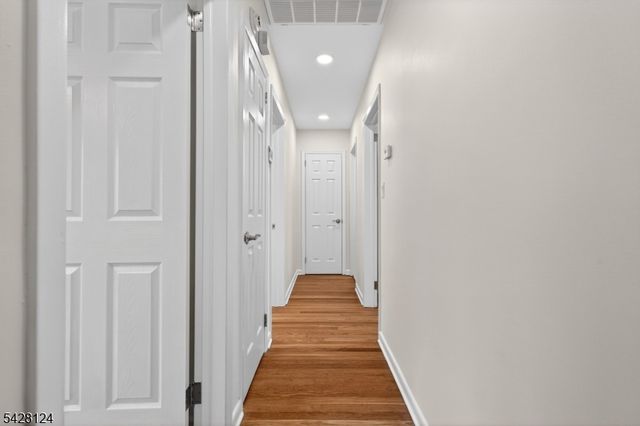 36 Charles St, Clark Twp., NJ 07066