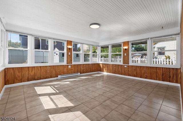 36 Charles St, Clark Twp., NJ 07066