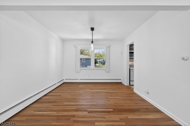 36 Charles St, Clark Twp., NJ 07066