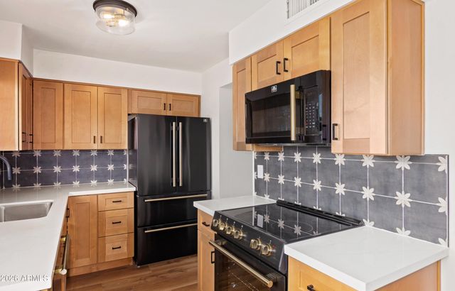 415 E REDMON Drive, Tempe, AZ 85283