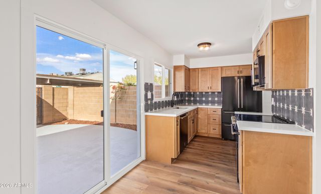 415 E REDMON Drive, Tempe, AZ 85283