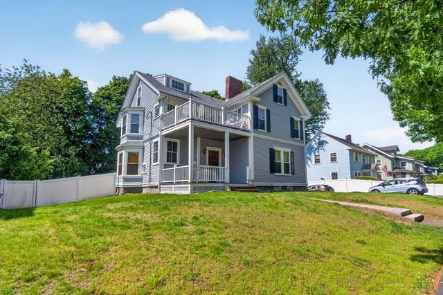 219 Lynn Fells Pkwy 3, Melrose, MA 02176