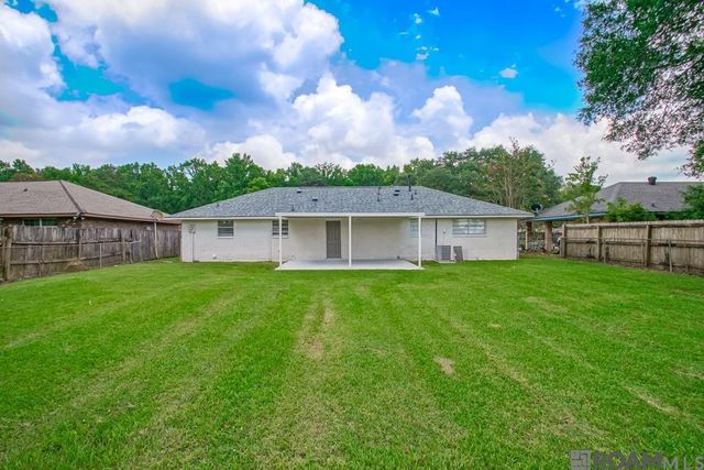 8845 Hickcock Dr, Baton Rouge, LA 70811