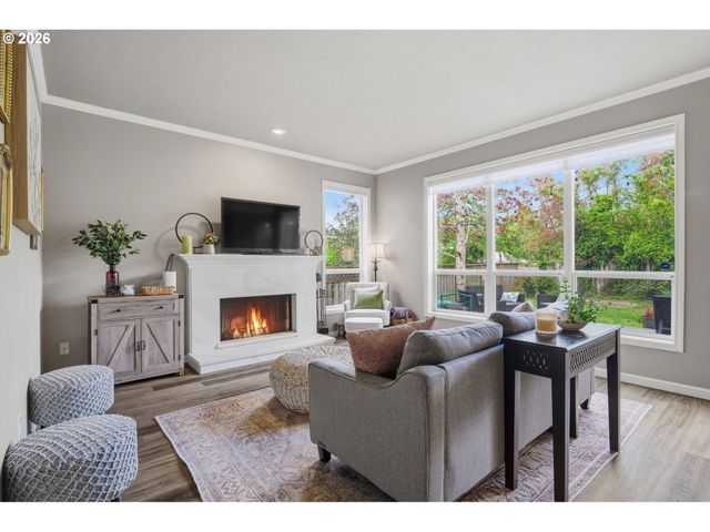 14058 CHATHAM Ct, Lake Oswego, OR 97035