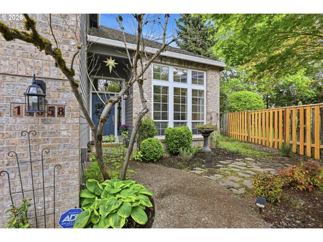 14058 CHATHAM Ct, Lake Oswego, OR 97035