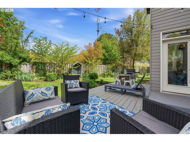 14058 CHATHAM Ct, Lake Oswego, OR 97035