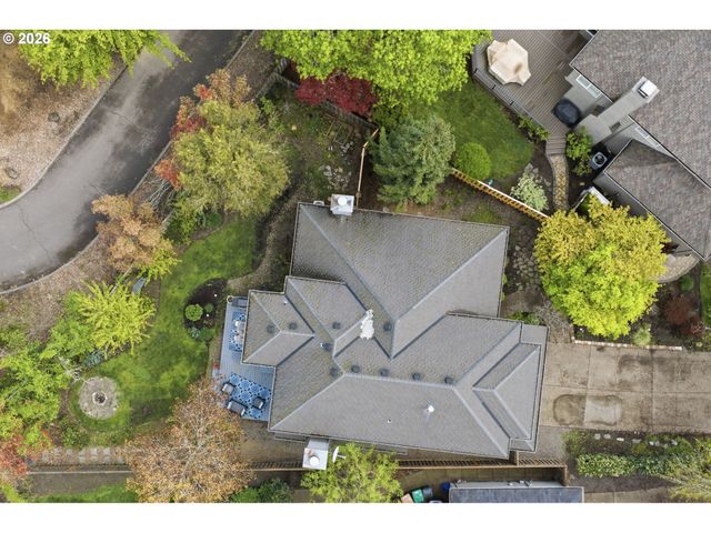 14058 CHATHAM Ct, Lake Oswego, OR 97035