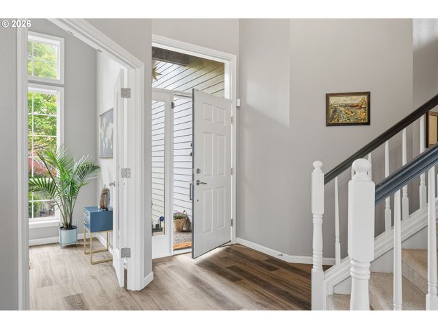 14058 CHATHAM Ct, Lake Oswego, OR 97035