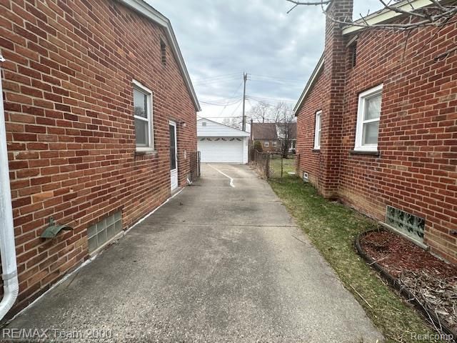 16354 Drake Street, Southgate, MI 48195