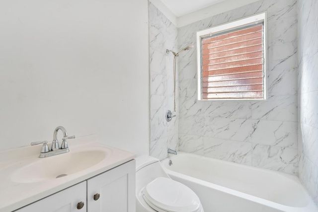 1554 SW 5th Street 11c, Miami, FL 33135