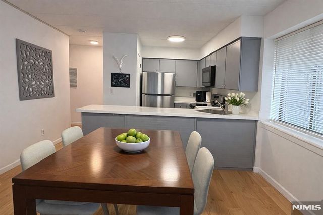 5 LINDEN Street 2E, Hackensack, NJ 07601