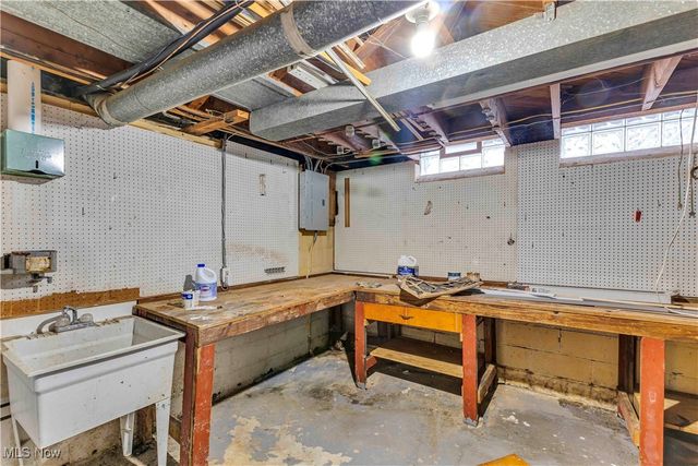 13704 Linn Avenue, Garfield Heights, OH 44125