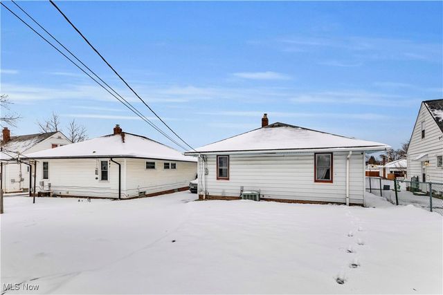 13704 Linn Avenue, Garfield Heights, OH 44125