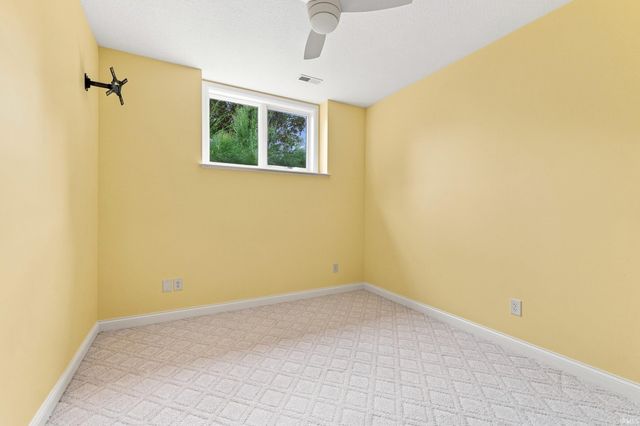 15905 Lebaron Lane, Huntertown, IN 46748
