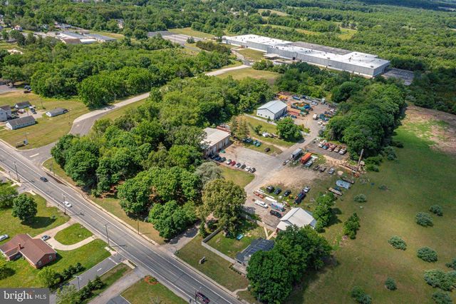 930 N DELSEA DR, Clayton, NJ 08312