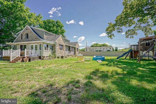 930 N DELSEA DR, Clayton, NJ 08312
