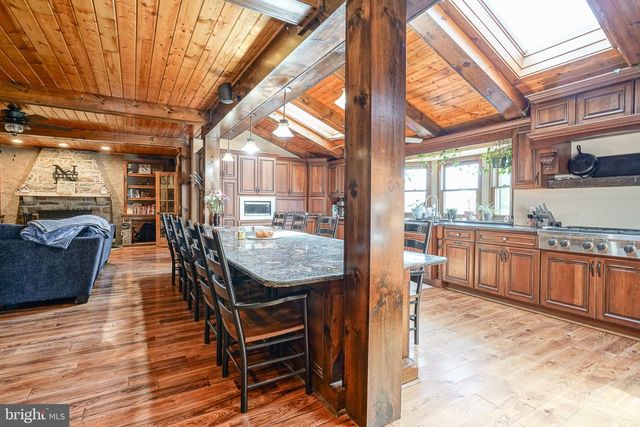 930 N DELSEA DR, Clayton, NJ 08312