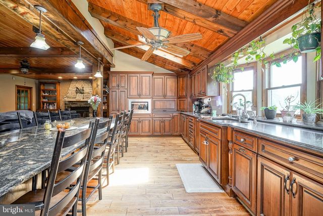 930 N DELSEA DR, Clayton, NJ 08312