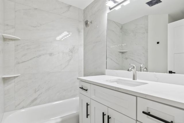 45537 Gable Drive, Macomb, MI 48088