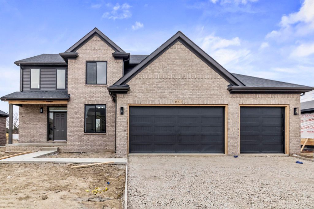 45537 Gable Drive, Macomb, MI 48088