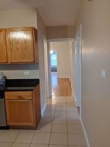 4126 W Wellington Avenue 1, Chicago, IL 60641