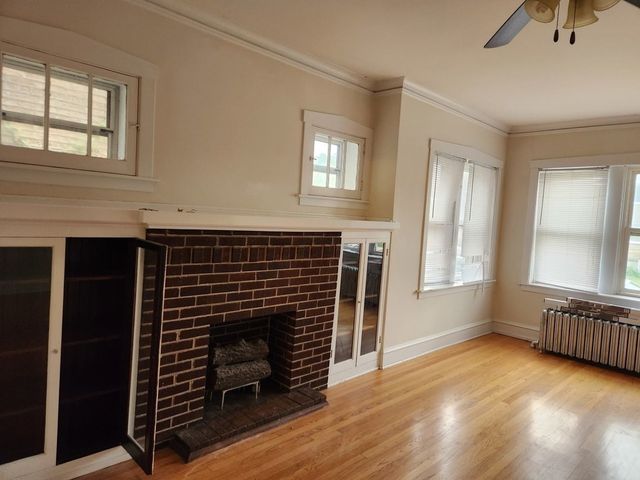 4126 W Wellington Avenue 1, Chicago, IL 60641