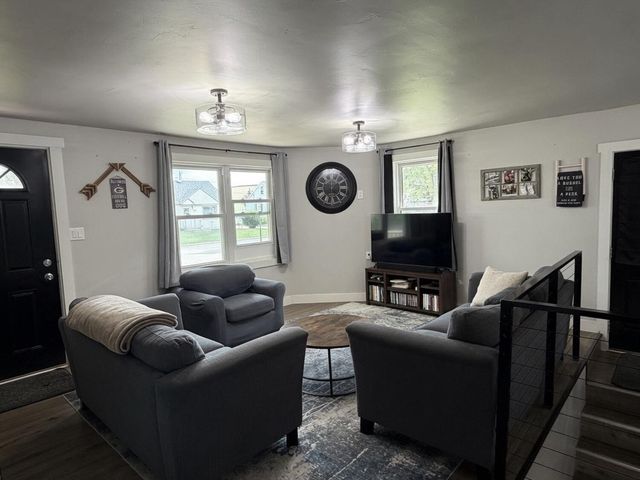 521 COTTAGE GROVE AVENUE, Green Bay, WI 54304