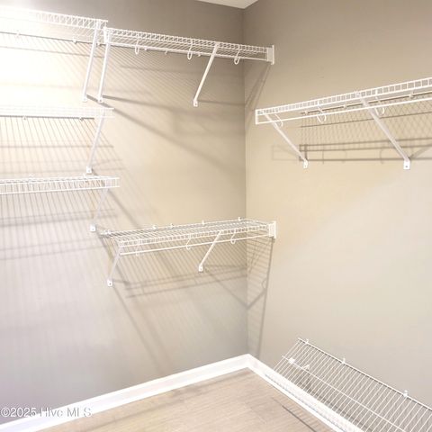 1604 Crest Drive, Aberdeen, NC 28315