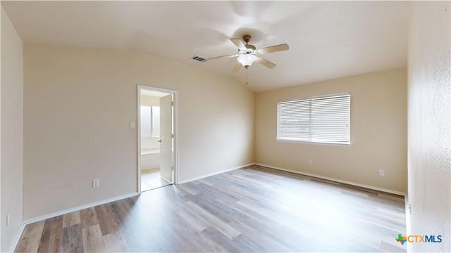6306 Nessy Drive, Killeen, TX 76549