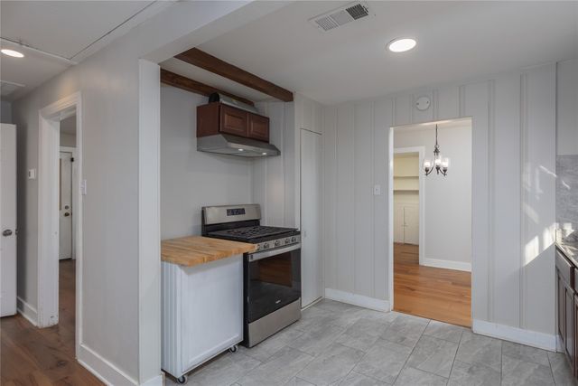 4525 Almena Road, River Oaks, TX 76114