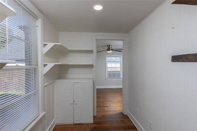 4525 Almena Road, River Oaks, TX 76114