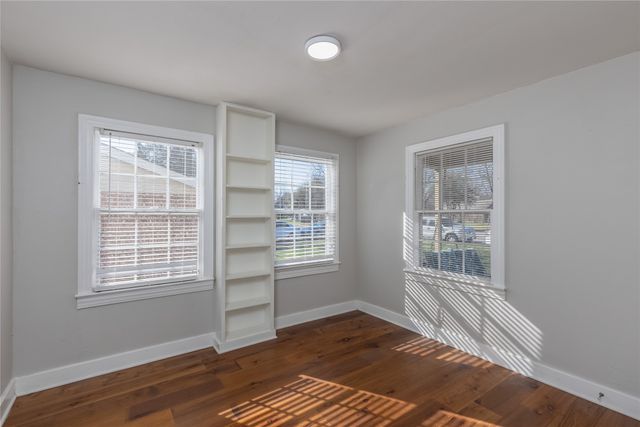 4525 Almena Road, River Oaks, TX 76114