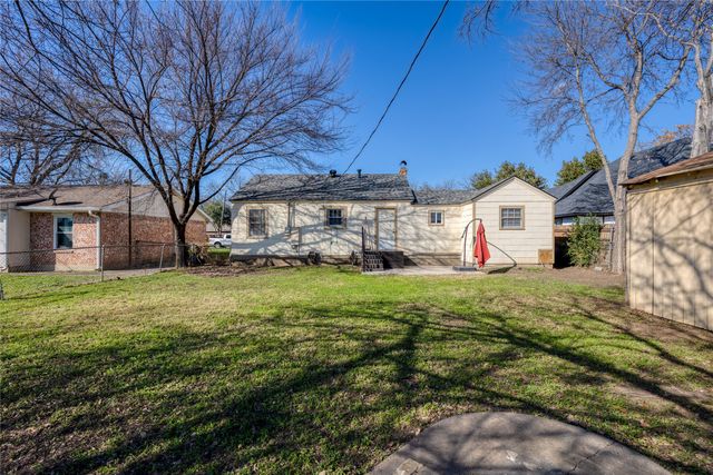 4525 Almena Road, River Oaks, TX 76114