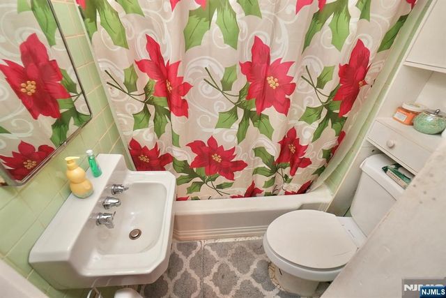 214 Ashland Avenue, Bloomfield, NJ 07003