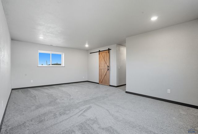 1240 KENAI DR, Box Elder, SD 57719