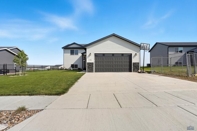 1240 KENAI DR, Box Elder, SD 57719