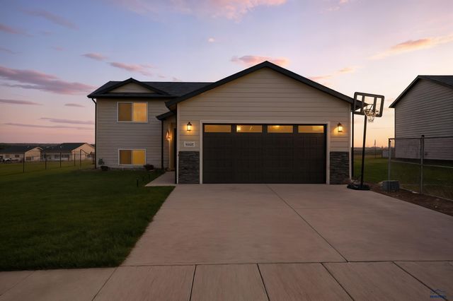 1240 KENAI DR, Box Elder, SD 57719