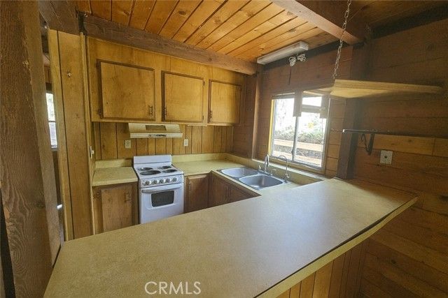 2421 Galcier Drive, Pine Mtn Club, CA 93222