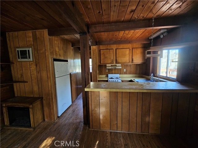 2421 Galcier Drive, Pine Mtn Club, CA 93222