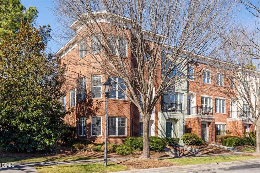 188 Finsbury Street, Durham, NC 27703