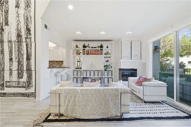 22350 Heritage Pass, Chatsworth, CA 91311