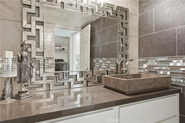 22350 Heritage Pass, Chatsworth, CA 91311