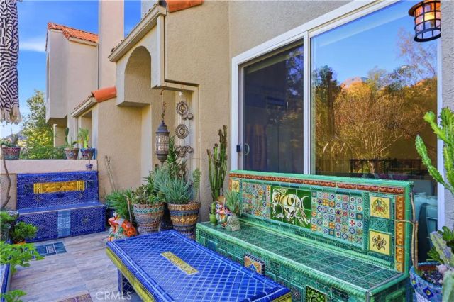 22350 Heritage Pass, Chatsworth, CA 91311