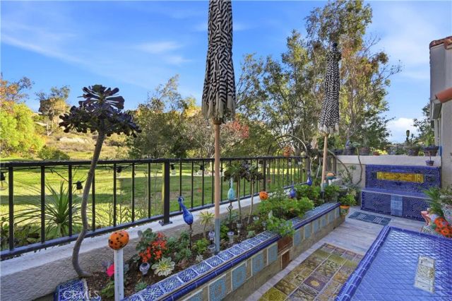 22350 Heritage Pass, Chatsworth, CA 91311